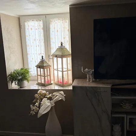 Suite Home San Valentino Torio